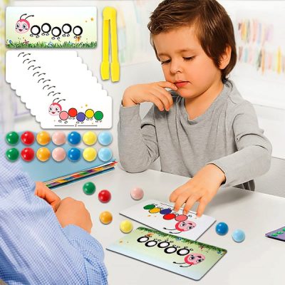 Joc cu mărgele pentru potrivirea culorilor | CATERPILLARI