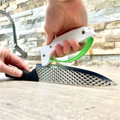 Dispozitiv pentru ascuțit unelte de grădină | SHARPNINJA